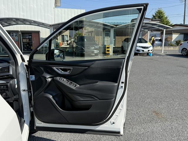 フォレスター プレミアム 禁煙車 メーカー9インチナビ フルセグ フロント・サイド・バックカメラ 電動リアゲート アダプティブクルーズコントロール アイサイトVer3 パワーシート ステアリングヒーター ブラインドスポット(31枚目)