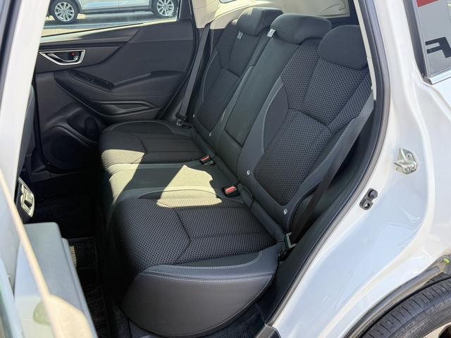 フォレスター プレミアム 禁煙車 メーカー9インチナビ フルセグ フロント・サイド・バックカメラ 電動リアゲート アダプティブクルーズコントロール アイサイトVer3 パワーシート ステアリングヒーター ブラインドスポット(44枚目)