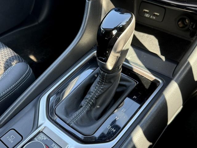 フォレスター プレミアム 禁煙車 メーカー9インチナビ フルセグ フロント・サイド・バックカメラ 電動リアゲート アダプティブクルーズコントロール アイサイトVer3 パワーシート ステアリングヒーター ブラインドスポット(50枚目)