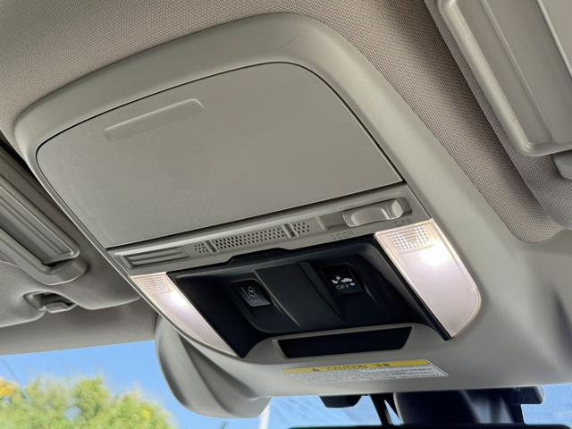 フォレスター プレミアム 禁煙車 メーカー9インチナビ フルセグ フロント・サイド・バックカメラ 電動リアゲート アダプティブクルーズコントロール アイサイトVer3 パワーシート ステアリングヒーター ブラインドスポット(73枚目)