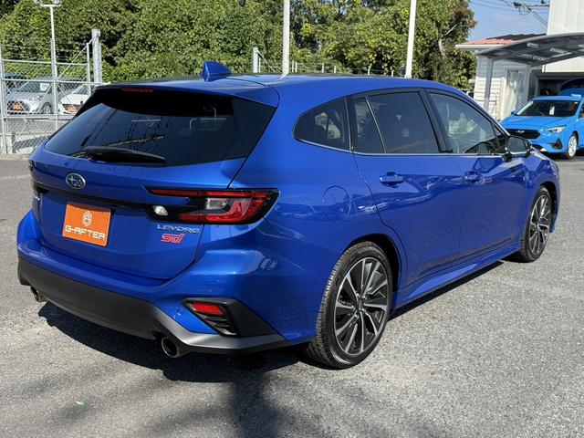 レヴォーグ ＳＴＩスポーツ　ＥＸ　禁煙車　純正１１．６型ナビ　ハーマンカードンサウンドシステム１０スピーカー　フルセグ　３６０度カメラ　アイサイトＸ　レーダークルーズ　電動リアゲート　シートヒーター　メモリー機能付きパワーシート（11枚目）