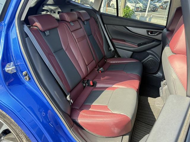 レヴォーグ ＳＴＩスポーツ　ＥＸ　禁煙車　純正１１．６型ナビ　ハーマンカードンサウンドシステム１０スピーカー　フルセグ　３６０度カメラ　アイサイトＸ　レーダークルーズ　電動リアゲート　シートヒーター　メモリー機能付きパワーシート（38枚目）