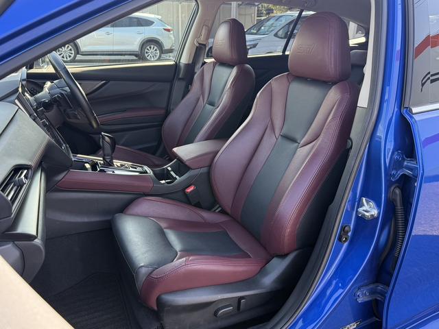 レヴォーグ ＳＴＩスポーツ　ＥＸ　禁煙車　純正１１．６型ナビ　ハーマンカードンサウンドシステム１０スピーカー　フルセグ　３６０度カメラ　アイサイトＸ　レーダークルーズ　電動リアゲート　シートヒーター　メモリー機能付きパワーシート（40枚目）