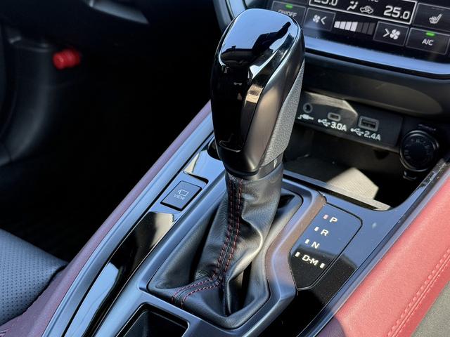 レヴォーグ ＳＴＩスポーツ　ＥＸ　禁煙車　純正１１．６型ナビ　ハーマンカードンサウンドシステム１０スピーカー　フルセグ　３６０度カメラ　アイサイトＸ　レーダークルーズ　電動リアゲート　シートヒーター　メモリー機能付きパワーシート（51枚目）