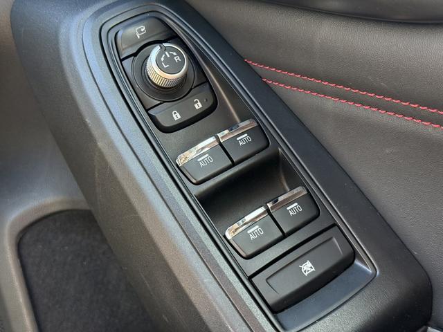 レヴォーグ ＳＴＩスポーツ　ＥＸ　禁煙車　純正１１．６型ナビ　ハーマンカードンサウンドシステム１０スピーカー　フルセグ　３６０度カメラ　アイサイトＸ　レーダークルーズ　電動リアゲート　シートヒーター　メモリー機能付きパワーシート（63枚目）