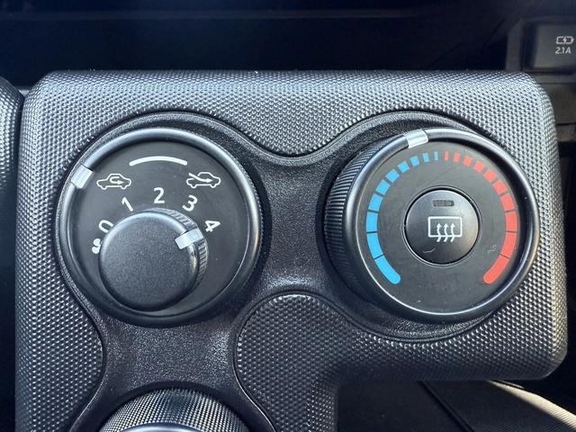 プロボックスバン ＧＬ　禁煙車　全塗装車　純正ナビ　フルセグ　ルーフキャリア　Ｂｌｕｅｔｏｏｔｈ接続可　ホワイトレタータイヤ　ＥＴＣ　ＨＩＤヘッドライト　電動格納式ミラー　キーレス　ＣＤ再生可　ＡＵＸ接続可（5枚目）