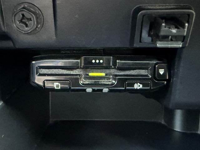 プロボックスバン ＧＬ　禁煙車　全塗装車　純正ナビ　フルセグ　ルーフキャリア　Ｂｌｕｅｔｏｏｔｈ接続可　ホワイトレタータイヤ　ＥＴＣ　ＨＩＤヘッドライト　電動格納式ミラー　キーレス　ＣＤ再生可　ＡＵＸ接続可（7枚目）