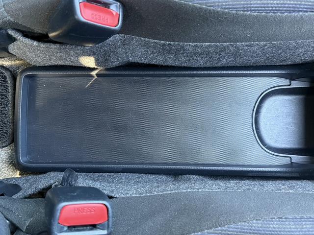 プロボックスバン ＧＬ　禁煙車　全塗装車　純正ナビ　フルセグ　ルーフキャリア　Ｂｌｕｅｔｏｏｔｈ接続可　ホワイトレタータイヤ　ＥＴＣ　ＨＩＤヘッドライト　電動格納式ミラー　キーレス　ＣＤ再生可　ＡＵＸ接続可（58枚目）