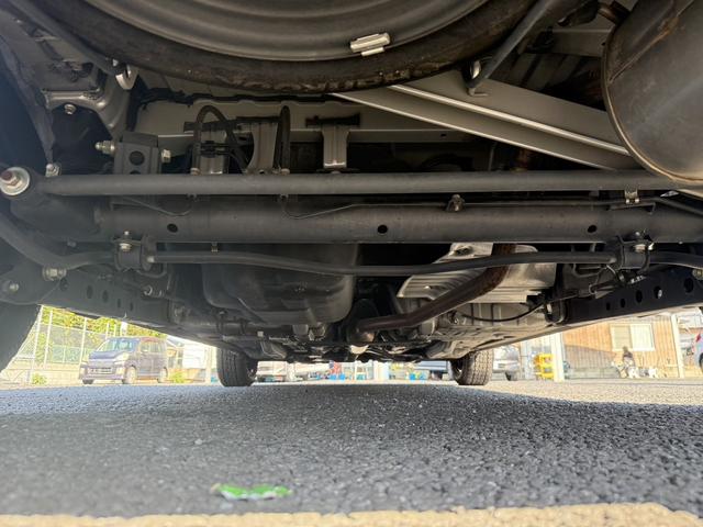 プロボックスバン ＧＬ　禁煙車　全塗装車　純正ナビ　フルセグ　ルーフキャリア　Ｂｌｕｅｔｏｏｔｈ接続可　ホワイトレタータイヤ　ＥＴＣ　ＨＩＤヘッドライト　電動格納式ミラー　キーレス　ＣＤ再生可　ＡＵＸ接続可（73枚目）