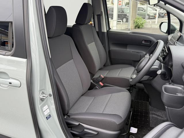 シエンタ Ｇ　禁煙車　純正１０．５インチナビ　両側電動スライドドア　フルセグ　３６０度カメラ　アダクティブクルーズ　ブラインドスポットモニター　オートマチックハイビーム　レーンキープアシスト　６スプーカー　ＥＴＣ（16枚目）