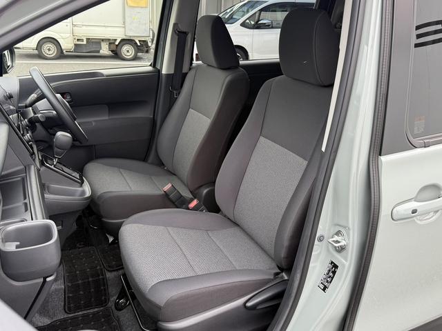 シエンタ Ｇ　禁煙車　純正１０．５インチナビ　両側電動スライドドア　フルセグ　３６０度カメラ　アダクティブクルーズ　ブラインドスポットモニター　オートマチックハイビーム　レーンキープアシスト　６スプーカー　ＥＴＣ（45枚目）