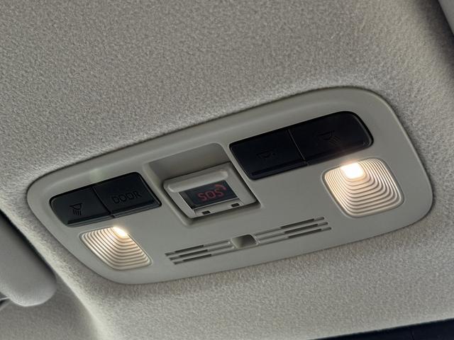 シエンタ Ｇ　禁煙車　純正１０．５インチナビ　両側電動スライドドア　フルセグ　３６０度カメラ　アダクティブクルーズ　ブラインドスポットモニター　オートマチックハイビーム　レーンキープアシスト　６スプーカー　ＥＴＣ（69枚目）