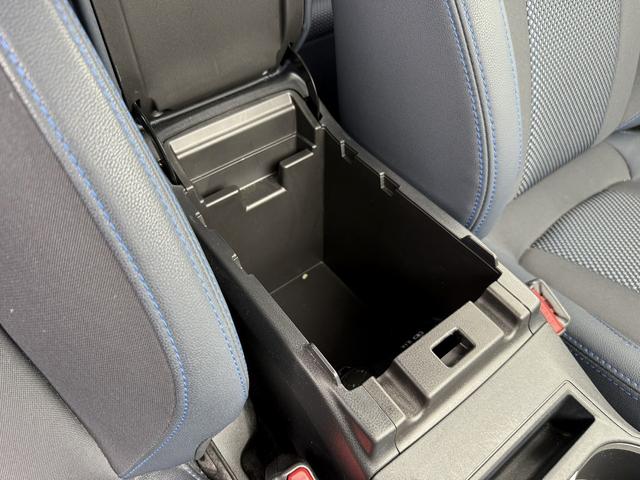 ＸＶ アドバンス　令和４年登録　禁煙車　社外ナビ　サイド・バックカメラ　アイサイトＶｅｒ３　衝突軽減ブレーキ　アダプティブクルーズ　メモリー機能付きパワーシート　シートヒーター　ＥＴＣ　Ｂｌｕｅｔｏｏｔｈ　Ｘ－ＭＯＤＥ（61枚目）