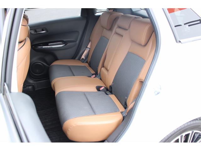 フィット ｅ：ＨＥＶリュクス　禁煙車　純正９インチナビ　バックカメラ　茶革ハーフレザー　シートヒーター　衝突軽減ブレーキ　アダクティブクルーズ　レーンキープ　純正１６インチアルミホイール　フルセグ　Ｂｌｕｅｔｏｏｔｈ接続　ＥＴＣ（45枚目）