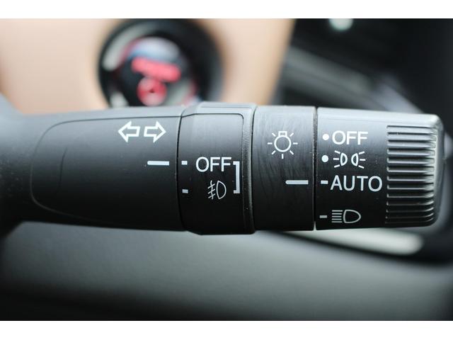 フィット ｅ：ＨＥＶリュクス　禁煙車　純正９インチナビ　バックカメラ　茶革ハーフレザー　シートヒーター　衝突軽減ブレーキ　アダクティブクルーズ　レーンキープ　純正１６インチアルミホイール　フルセグ　Ｂｌｕｅｔｏｏｔｈ接続　ＥＴＣ（54枚目）