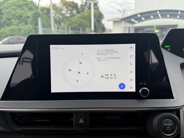 プリウス U 禁煙車 純正ディスプレイオーディオ フルセグ アラウンドビューカメラ トヨタセーフティシステム 運転支援システム ブラインドスポットモニター ステアリングヒーター シートヒーター ETC2.0(7枚目)