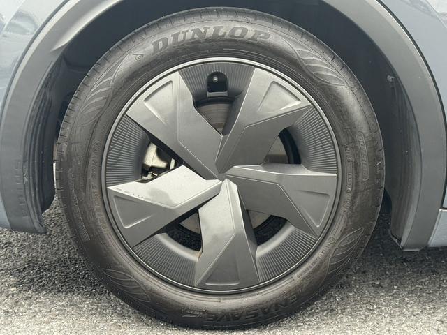 プリウス U 禁煙車 純正ディスプレイオーディオ フルセグ アラウンドビューカメラ トヨタセーフティシステム 運転支援システム ブラインドスポットモニター ステアリングヒーター シートヒーター ETC2.0(23枚目)