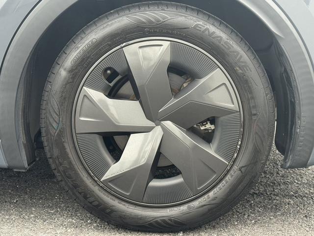 プリウス U 禁煙車 純正ディスプレイオーディオ フルセグ アラウンドビューカメラ トヨタセーフティシステム 運転支援システム ブラインドスポットモニター ステアリングヒーター シートヒーター ETC2.0(24枚目)