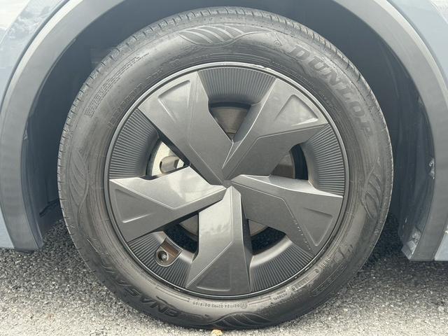 プリウス U 禁煙車 純正ディスプレイオーディオ フルセグ アラウンドビューカメラ トヨタセーフティシステム 運転支援システム ブラインドスポットモニター ステアリングヒーター シートヒーター ETC2.0(25枚目)