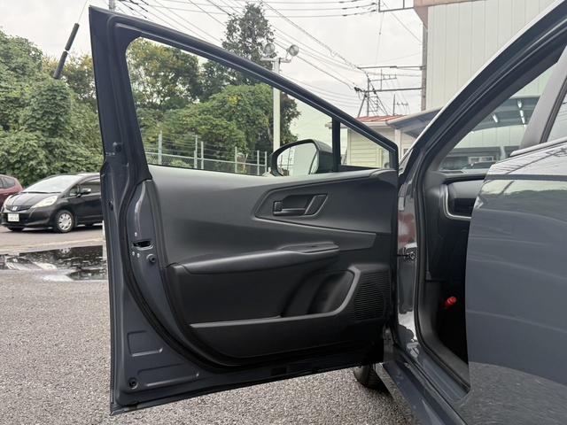 プリウス U 禁煙車 純正ディスプレイオーディオ フルセグ アラウンドビューカメラ トヨタセーフティシステム 運転支援システム ブラインドスポットモニター ステアリングヒーター シートヒーター ETC2.0(34枚目)