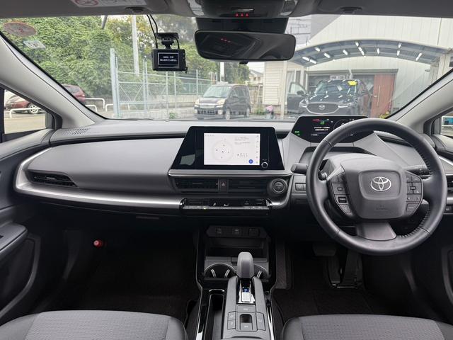 プリウス U 禁煙車 純正ディスプレイオーディオ フルセグ アラウンドビューカメラ トヨタセーフティシステム 運転支援システム ブラインドスポットモニター ステアリングヒーター シートヒーター ETC2.0(43枚目)