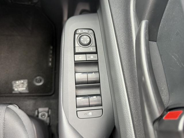 プリウス U 禁煙車 純正ディスプレイオーディオ フルセグ アラウンドビューカメラ トヨタセーフティシステム 運転支援システム ブラインドスポットモニター ステアリングヒーター シートヒーター ETC2.0(51枚目)