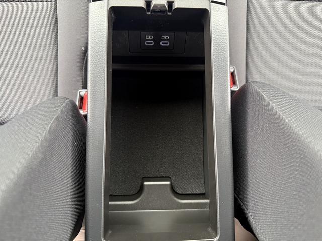 プリウス U 禁煙車 純正ディスプレイオーディオ フルセグ アラウンドビューカメラ トヨタセーフティシステム 運転支援システム ブラインドスポットモニター ステアリングヒーター シートヒーター ETC2.0(63枚目)