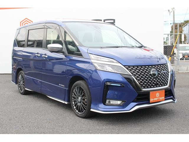 セレナ ｅ－パワー　オーテック　スポーツスペック　純正９インチナビ　後席モニター　フルセグＴＶ　セーフティパックＢ　アラウンドビュー　両側電動スライド　プロパイロット　アダプティブクルーズ　レーンキープアシスト　衝突軽減ブレーキ　ＥＴＣ　純正アルミ（9枚目）