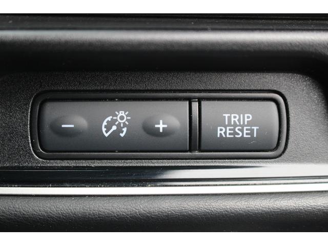 セレナ ｅ－パワー　オーテック　スポーツスペック　純正９インチナビ　後席モニター　フルセグＴＶ　セーフティパックＢ　アラウンドビュー　両側電動スライド　プロパイロット　アダプティブクルーズ　レーンキープアシスト　衝突軽減ブレーキ　ＥＴＣ　純正アルミ（60枚目）