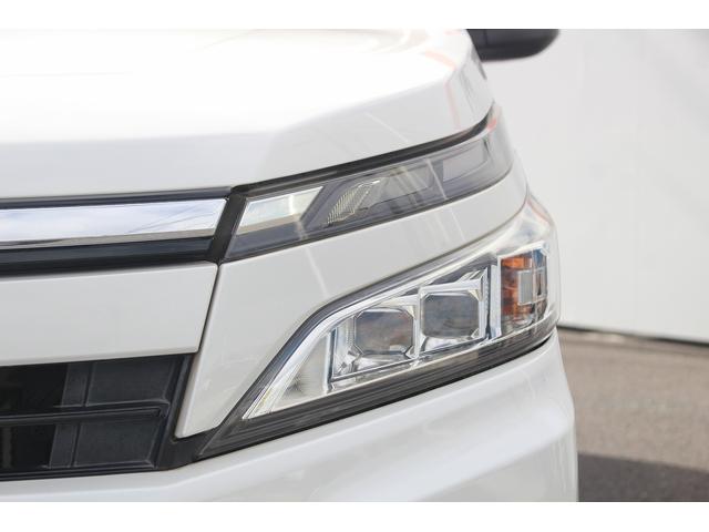 ヴォクシー ハイブリッドＸ　後期型　禁煙車　純正７インチナビ　バックカメラ　両側電動スライドドア　オートクルーズコントロール　ビルトインＥＴＣ　フルセグＴＶ　純正１５インチアルミホイール　衝突軽減ブレーキオートマチックハイビーム（27枚目）