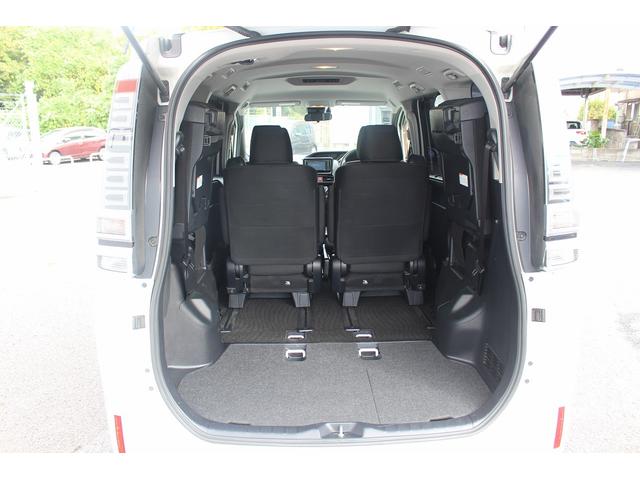 ヴォクシー ハイブリッドＸ　後期型　禁煙車　純正７インチナビ　バックカメラ　両側電動スライドドア　オートクルーズコントロール　ビルトインＥＴＣ　フルセグＴＶ　純正１５インチアルミホイール　衝突軽減ブレーキオートマチックハイビーム（39枚目）