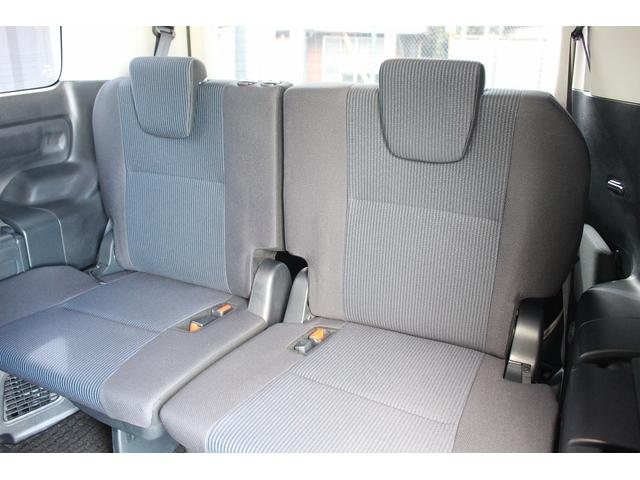 ヴォクシー ハイブリッドＸ　後期型　禁煙車　純正７インチナビ　バックカメラ　両側電動スライドドア　オートクルーズコントロール　ビルトインＥＴＣ　フルセグＴＶ　純正１５インチアルミホイール　衝突軽減ブレーキオートマチックハイビーム（45枚目）