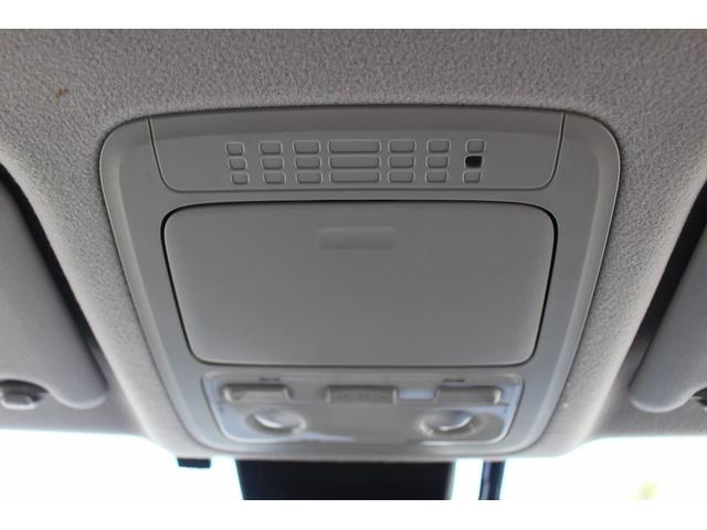 ヴォクシー ハイブリッドＸ　後期型　禁煙車　純正７インチナビ　バックカメラ　両側電動スライドドア　オートクルーズコントロール　ビルトインＥＴＣ　フルセグＴＶ　純正１５インチアルミホイール　衝突軽減ブレーキオートマチックハイビーム（70枚目）