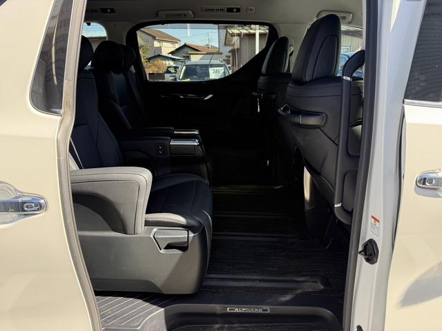 アルファード ２．５Ｓ　Ｃパッケージ　後期型　禁煙車　モデリスタフルエアロ　メーカー９インチナビ　フルセグ　黒革シート　バックカメラ　アダプティブルーズコントロール　両側電動スライドドア　電動リアゲート　ＥＴＣ　メモリー機能付パワーシート（45枚目）