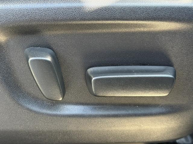 アルファード ２．５Ｓ　Ｃパッケージ　後期型　禁煙車　モデリスタフルエアロ　メーカー９インチナビ　フルセグ　黒革シート　バックカメラ　アダプティブルーズコントロール　両側電動スライドドア　電動リアゲート　ＥＴＣ　メモリー機能付パワーシート（64枚目）