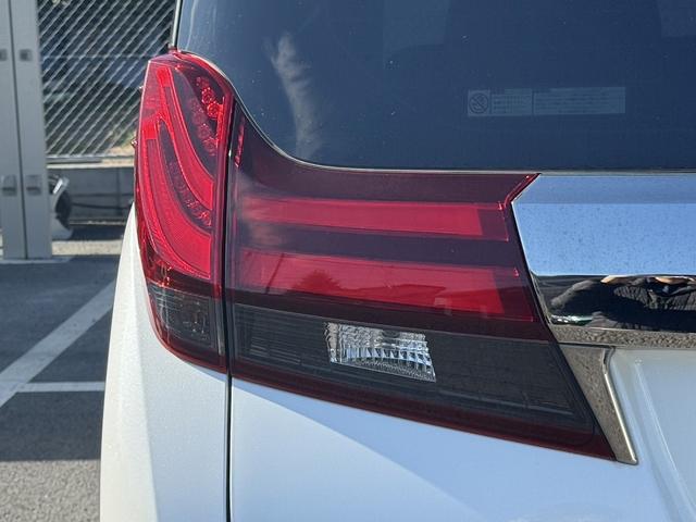 アルファード 2.5S Aパッケージ タイプブラック ワンオーナー 禁煙車 ツインムーンルーフ JBLサウンド メーカーナビ 後席フリップダウンモニター OP衝突軽減ブレーキ 地デジTV バックカメラ レーダークルーズコントロール 両側電動スライドドア(21枚目)