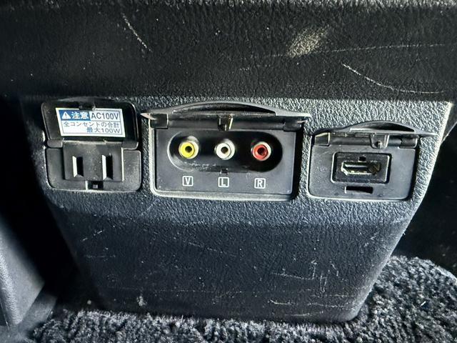 アルファード 2.5S Aパッケージ タイプブラック ワンオーナー 禁煙車 ツインムーンルーフ JBLサウンド メーカーナビ 後席フリップダウンモニター OP衝突軽減ブレーキ 地デジTV バックカメラ レーダークルーズコントロール 両側電動スライドドア(65枚目)