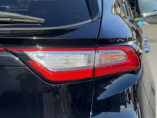 ハリアー エレガンス　純正９インチナビ　フルセグ　バックカメラ　アダクティブクルーズコントロール　ハーフレザー　ＥＴＣ　Ｂｌｕｅｔｏｏｔｈ　衝突軽減ブレーキ　パワーシート　レーンキープアシスト　純正フロアマット（13枚目）