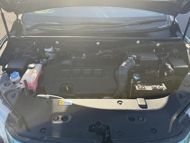 ハリアー エレガンス　純正９インチナビ　フルセグ　バックカメラ　アダクティブクルーズコントロール　ハーフレザー　ＥＴＣ　Ｂｌｕｅｔｏｏｔｈ　衝突軽減ブレーキ　パワーシート　レーンキープアシスト　純正フロアマット（20枚目）