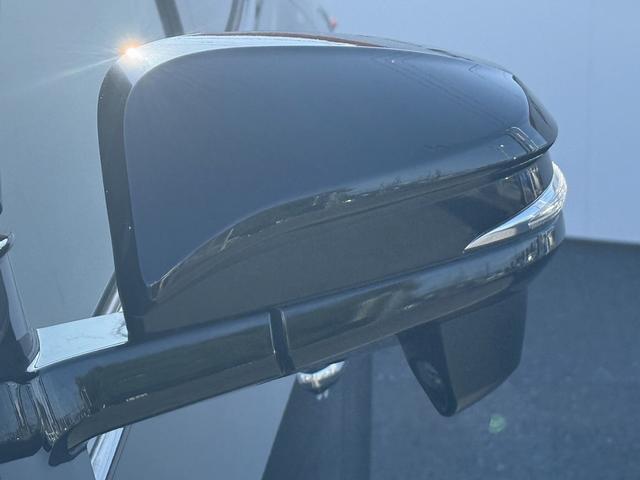 ハリアー エレガンス　純正９インチナビ　フルセグ　バックカメラ　アダクティブクルーズコントロール　ハーフレザー　ＥＴＣ　Ｂｌｕｅｔｏｏｔｈ　衝突軽減ブレーキ　パワーシート　レーンキープアシスト　純正フロアマット（32枚目）