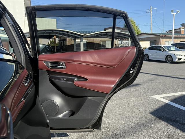 ハリアー エレガンス　純正９インチナビ　フルセグ　バックカメラ　アダクティブクルーズコントロール　ハーフレザー　ＥＴＣ　Ｂｌｕｅｔｏｏｔｈ　衝突軽減ブレーキ　パワーシート　レーンキープアシスト　純正フロアマット（34枚目）