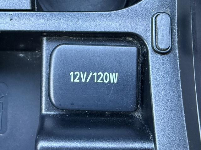 ハリアー エレガンス　純正９インチナビ　フルセグ　バックカメラ　アダクティブクルーズコントロール　ハーフレザー　ＥＴＣ　Ｂｌｕｅｔｏｏｔｈ　衝突軽減ブレーキ　パワーシート　レーンキープアシスト　純正フロアマット（53枚目）