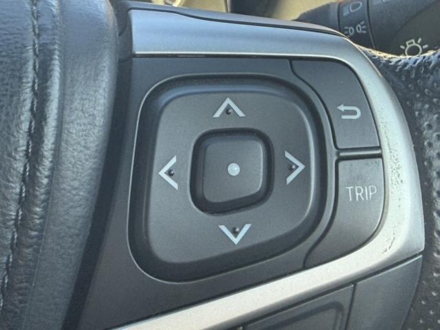 ハリアー エレガンス　純正９インチナビ　フルセグ　バックカメラ　アダクティブクルーズコントロール　ハーフレザー　ＥＴＣ　Ｂｌｕｅｔｏｏｔｈ　衝突軽減ブレーキ　パワーシート　レーンキープアシスト　純正フロアマット（62枚目）