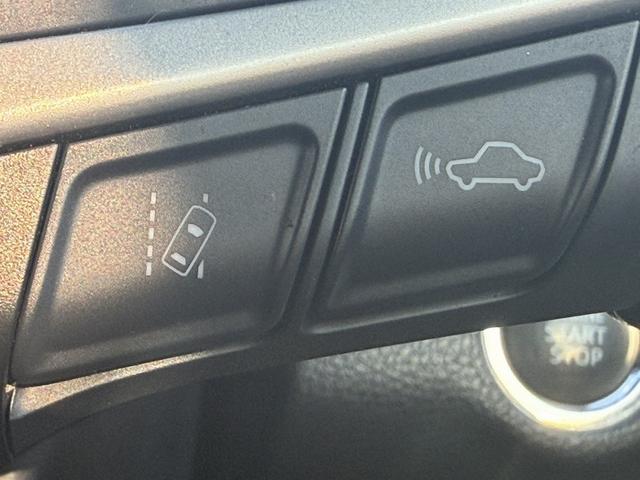 ハリアー エレガンス　純正９インチナビ　フルセグ　バックカメラ　アダクティブクルーズコントロール　ハーフレザー　ＥＴＣ　Ｂｌｕｅｔｏｏｔｈ　衝突軽減ブレーキ　パワーシート　レーンキープアシスト　純正フロアマット（63枚目）