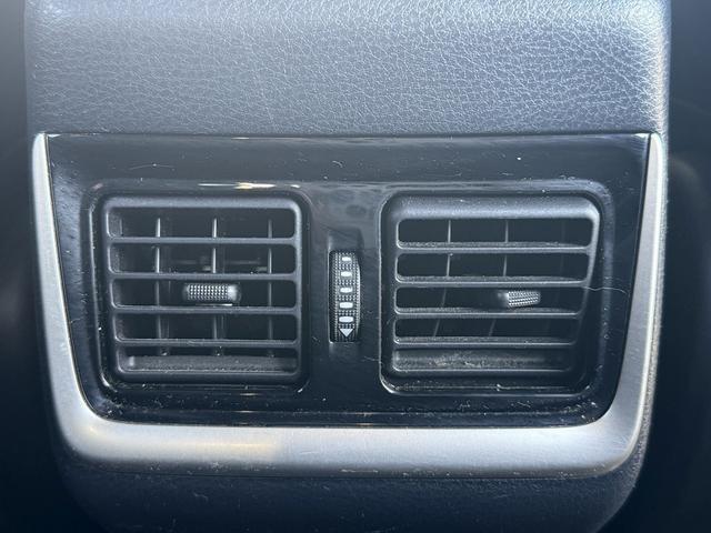 ハリアー エレガンス　純正９インチナビ　フルセグ　バックカメラ　アダクティブクルーズコントロール　ハーフレザー　ＥＴＣ　Ｂｌｕｅｔｏｏｔｈ　衝突軽減ブレーキ　パワーシート　レーンキープアシスト　純正フロアマット（67枚目）