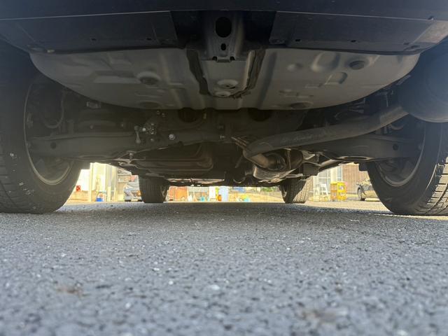 ハリアー エレガンス　純正９インチナビ　フルセグ　バックカメラ　アダクティブクルーズコントロール　ハーフレザー　ＥＴＣ　Ｂｌｕｅｔｏｏｔｈ　衝突軽減ブレーキ　パワーシート　レーンキープアシスト　純正フロアマット（68枚目）