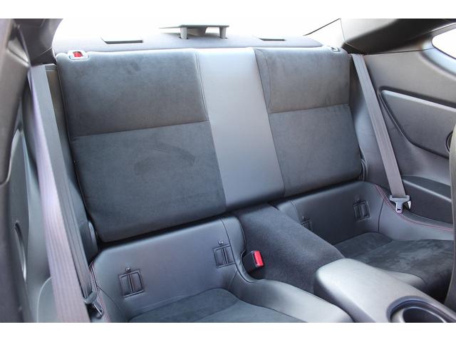 BRZ GT 禁煙車 6MT STIフルエアロ クルコン シートヒーター 純正Bremboブレーキ ETC 純正18インチAW ハーフレザー スマートキー オートライト LEDヘッドライト 電動格納ミラー(17枚目)