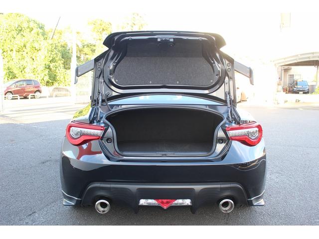 BRZ GT 禁煙車 6MT STIフルエアロ クルコン シートヒーター 純正Bremboブレーキ ETC 純正18インチAW ハーフレザー スマートキー オートライト LEDヘッドライト 電動格納ミラー(35枚目)