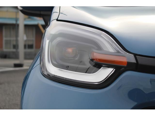 シエンタ Z 禁煙車 メーカー10.5インチディスプレイオーディオ フルセグTV セーフティセンス カープレイ接続 バックカメラ ブラインドスポットモニター ハンズフリー両側電動スライドドア 後席サンシェード 雹害(12枚目)