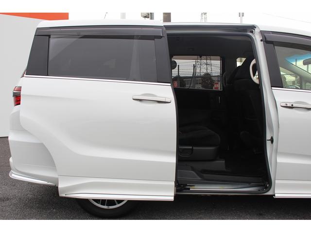 オデッセイハイブリッド ハイブリッド・ホンダセンシング 禁煙車 両側電動スライドドア フルセグTV 運転席パワーシート ビルトインETC バックカメラ プラズマクラスター付きオートエアコン 革巻きステアリング Bluetooth接続 LEDヘッド・フォグ(24枚目)